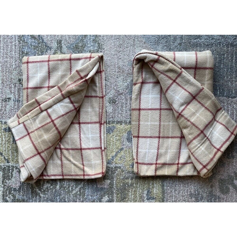 Cuddl Duds Fleece Window Pain Plaid Bed Pillowcase Set